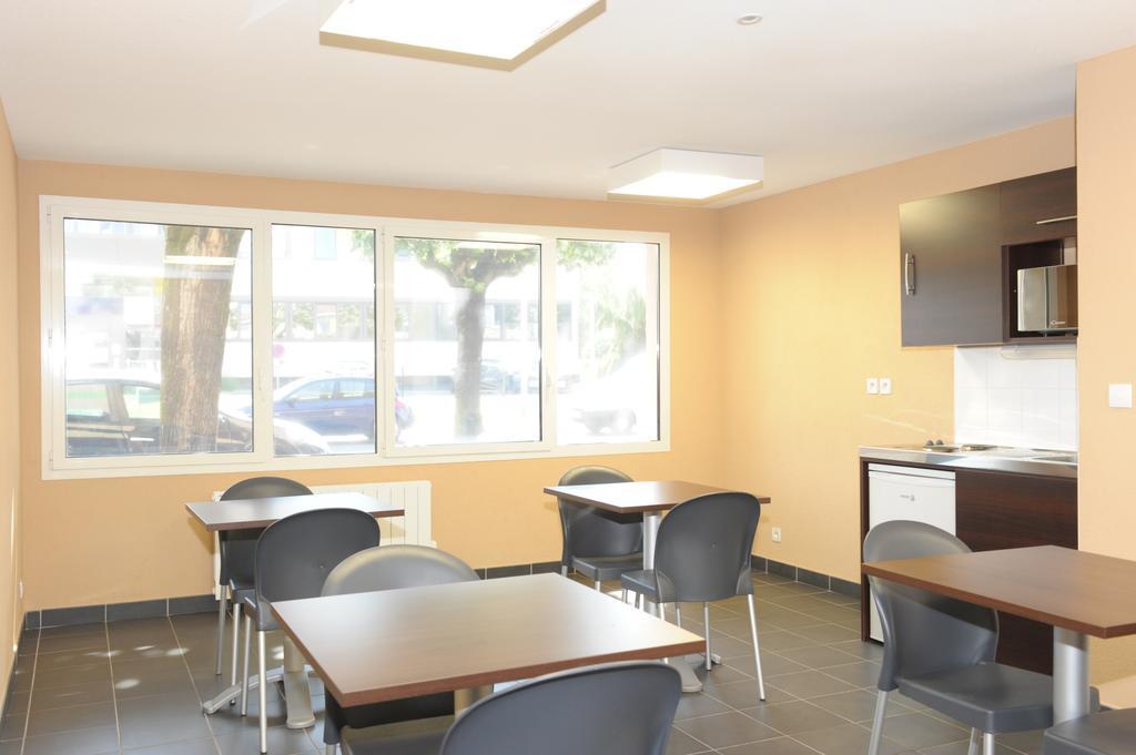 Fac Apartment *